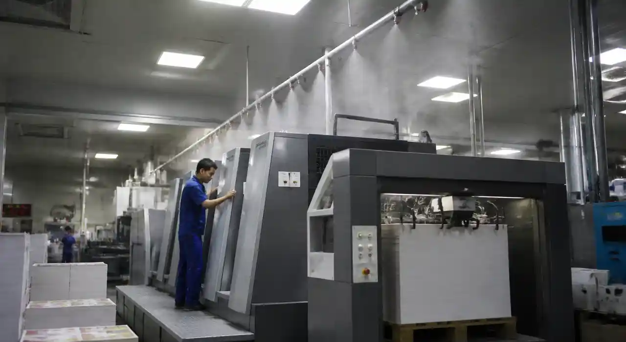Printing humidification